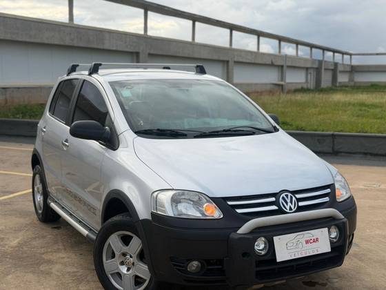 VOLKSWAGEN CROSSFOX 1.6 MI FLEX 8V 4P MANUAL VOLKSWAGEN CROSSFOX 1.6 MI FLEX 8V 4P MANUAL